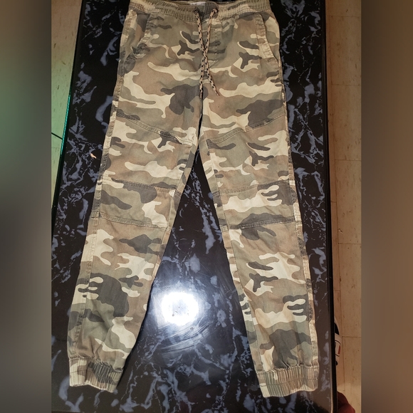 Mens Camo Pants - Picture 4 of 4